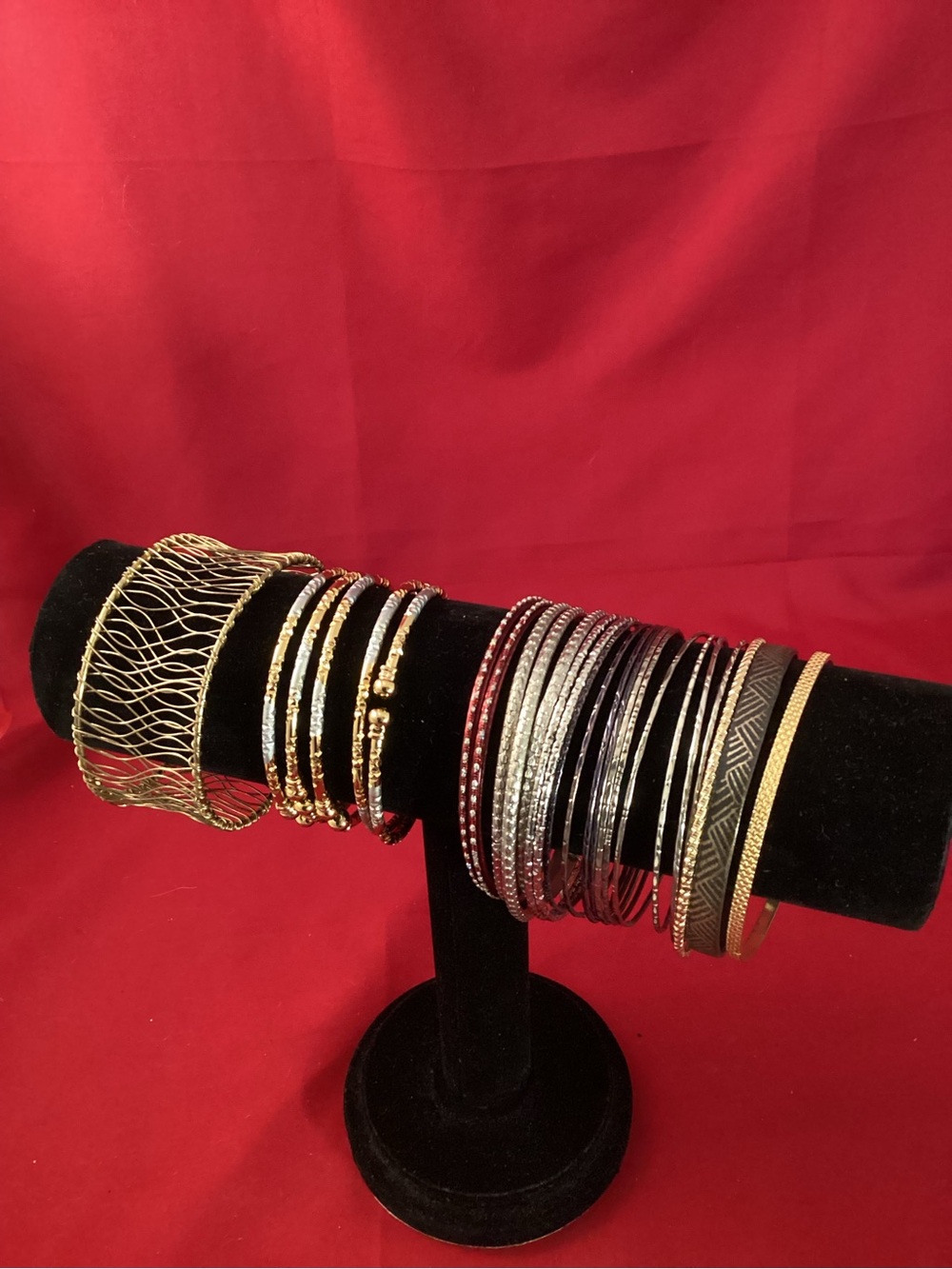 Metallic Gold Tone and Silver Tone Mixed Bangle Bracelet Set